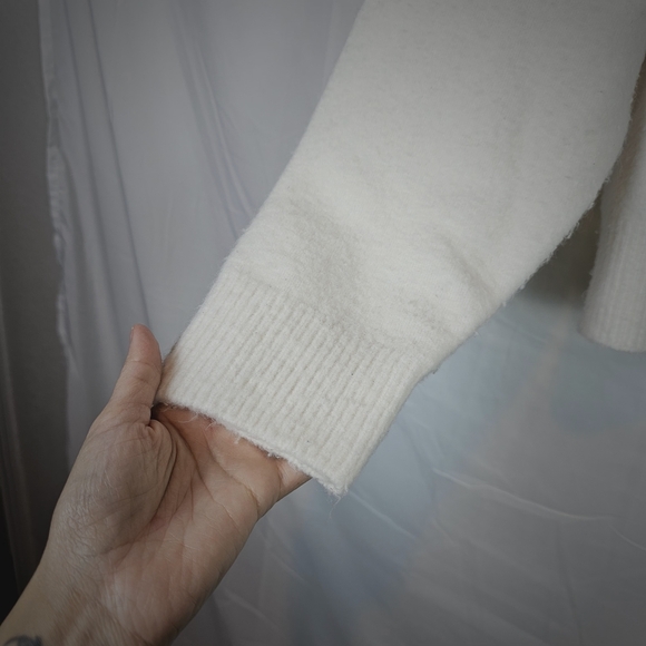 ZARA SOFT KNIT CROPPED SWEATER - Picture 6 of 7